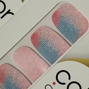 New Color Street “Sound Waves” Bubblegum Pink and Blue Audio Waves Nail Strips